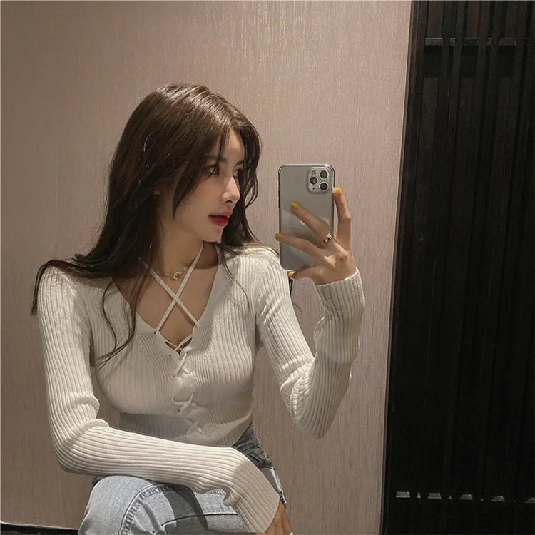 Trendy Short Knitted Sweater for Women | Slim Fit V-Neck Long Sleeve Top | Spring 2025 Spicy Girl Fashion