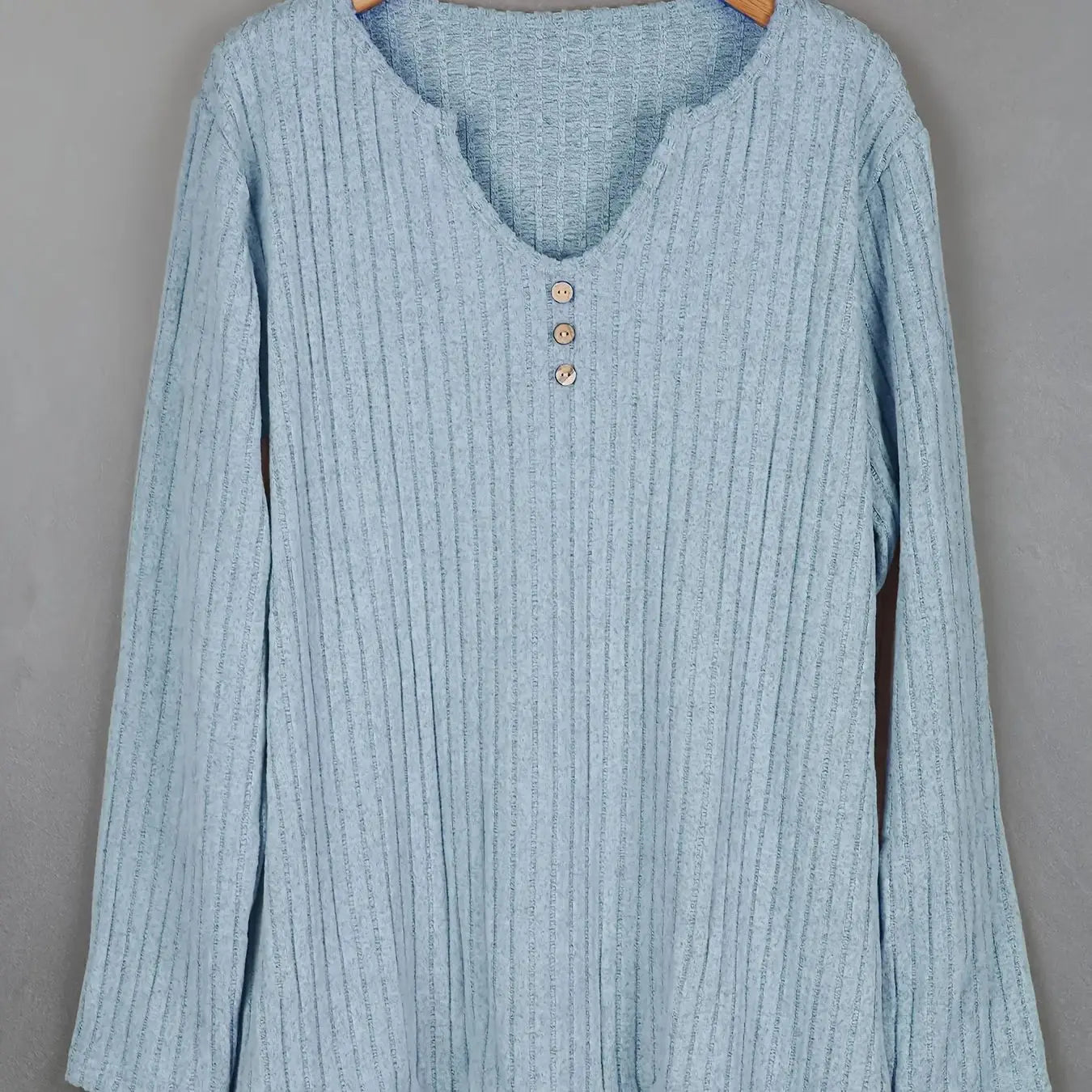 Plus Size Women’s Ribbed Knit Long Sleeve Top – V-Neck with Button Detail, Soft & Comfortable 🌿✨
