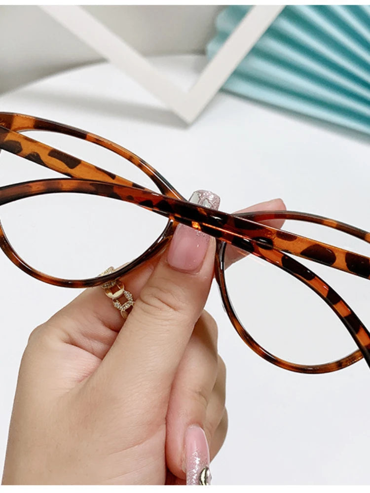 New Fashion Unisex Cat Eye Glasses – Plain Frame Eyewear for Women & Men | Party Decorative Spectacles