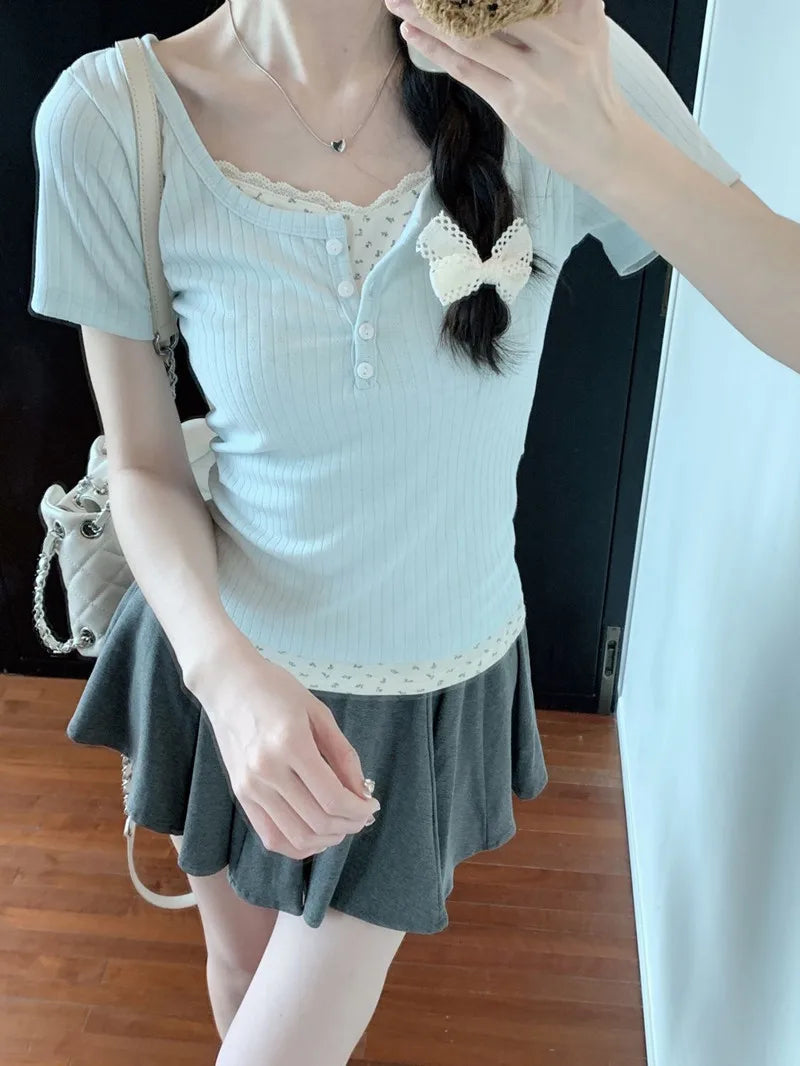 2025 Women’s Floral Patchwork Long Sleeve T-Shirt | False Two-Piece Lace Slimming Top | Korean Fashion