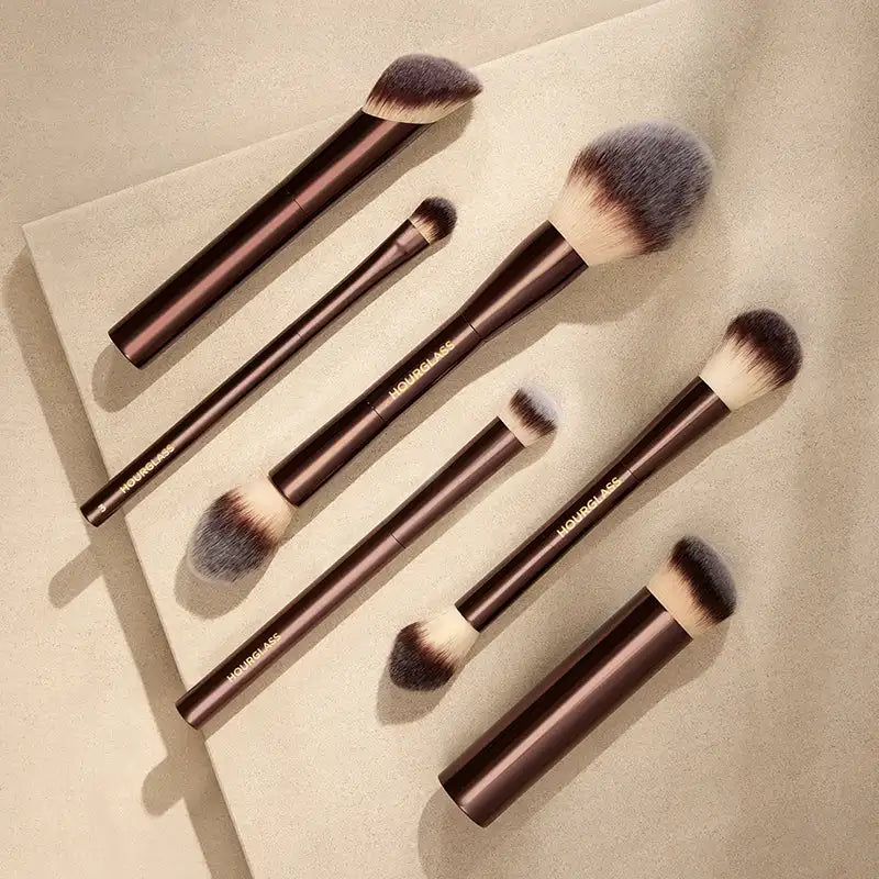 Single Professional Makeup Brush – Powder Foundation Blush Concealer Eyeshadow Liner Smudge Makeup Tool