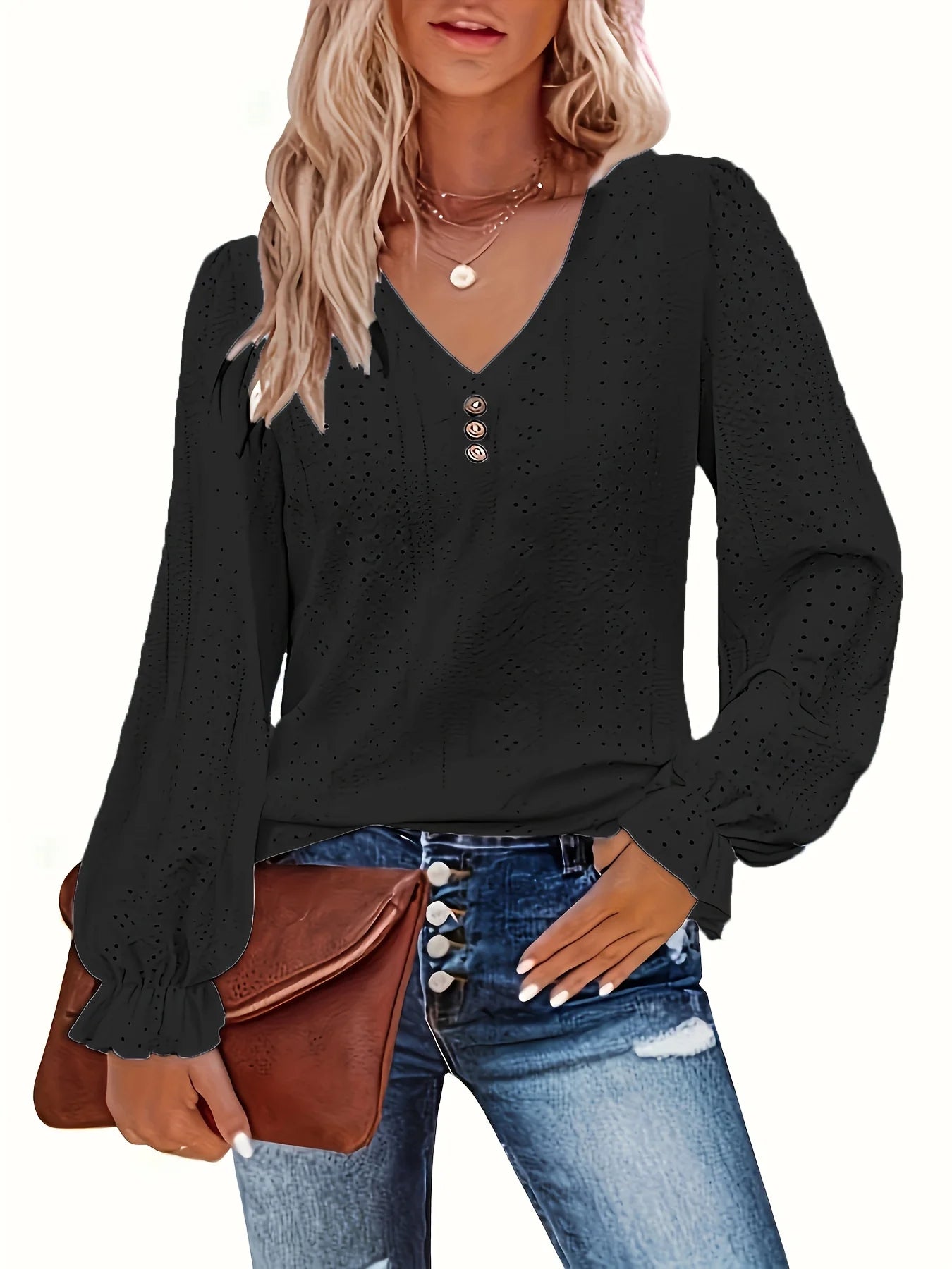 Plus Size Eyelet Button V-Neck Long Sleeve T-Shirt – Casual Spring & Fall Women’s Top 👚✨