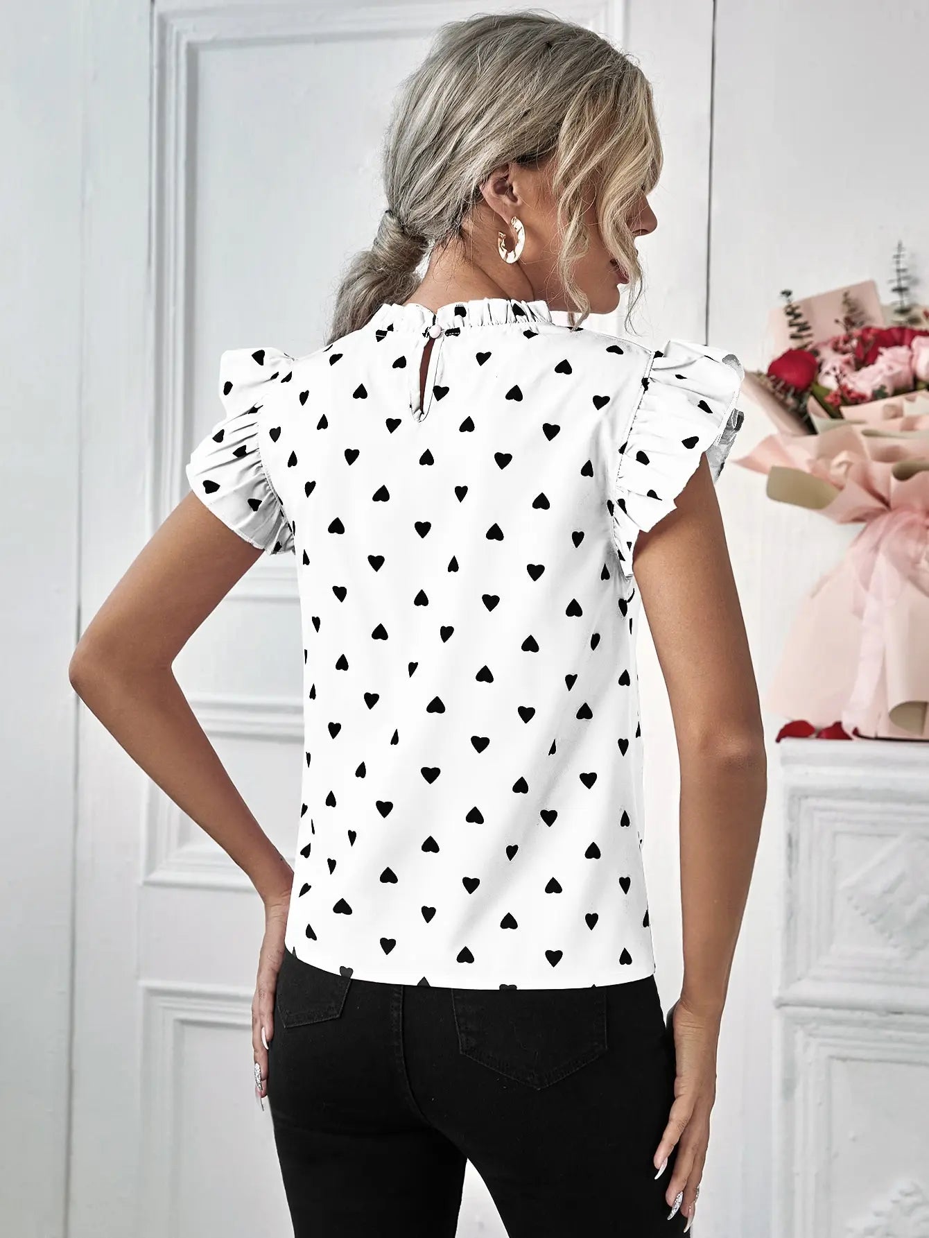 Women’s Short Sleeve Round Neck Print Shirt – Summer Ruffle Pullover Blouse 👚☀️