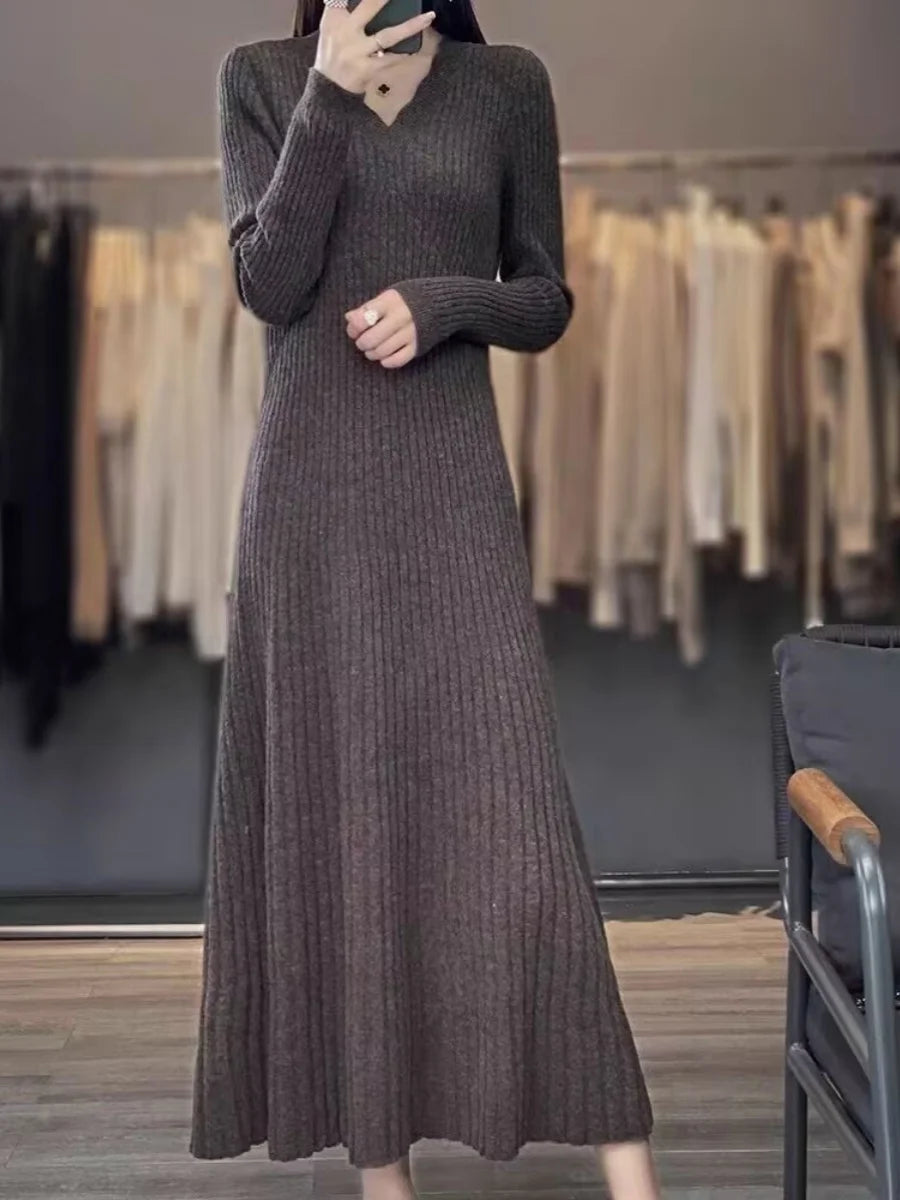 Women’s Mid-Length Knitted Camere Dress – Slimming Base Layer Over-Knee Wrap V-Neck A-Line Gown | Spring & Autumn New