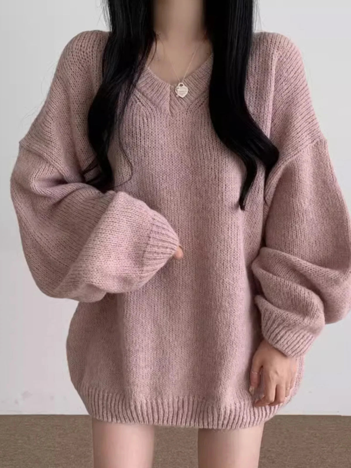 Soft Cozy Knitwear Women’s Loose Sleeve Sweater – Autumn Winter New Fashion V-Neck Long Sleeve Korean Commute Outerwear