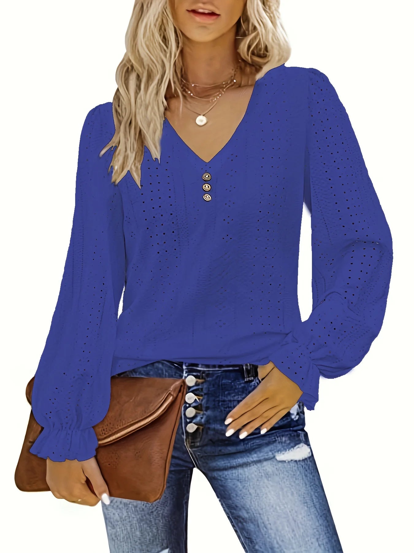 Plus Size Eyelet Button V-Neck Long Sleeve T-Shirt – Casual Spring & Fall Women’s Top 👚✨
