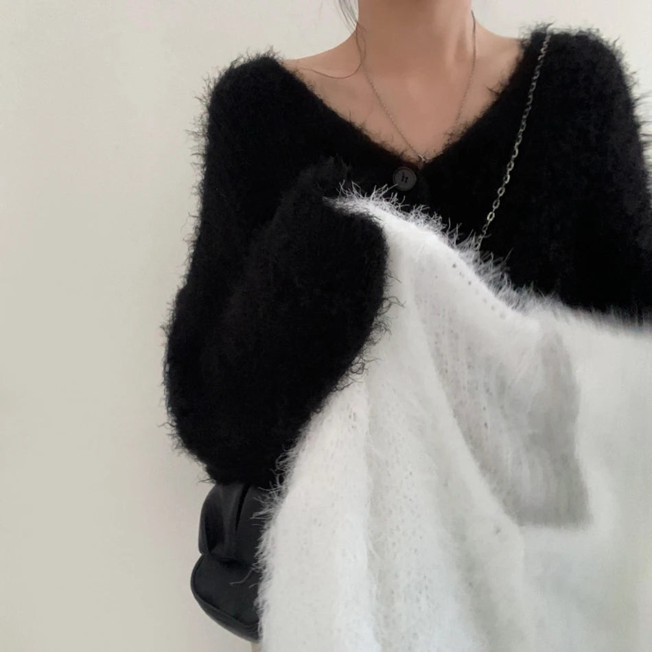 Chic V-Neck Knitted Sweater Coat for Women 🧥✨ Faux Fur Lazy Style Cardigan 💖 Autumn Winter Fashion Outerwear