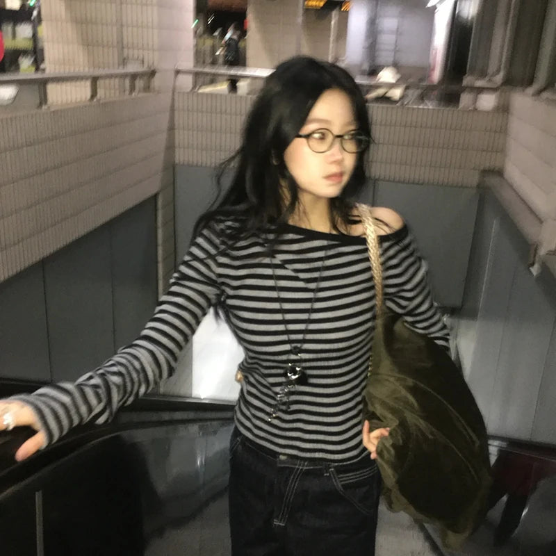 Genayooa Japanese Y2K Off Shoulder Striped Crop Top | Women's Long Sleeve Grunge Streetwear T-Shirt