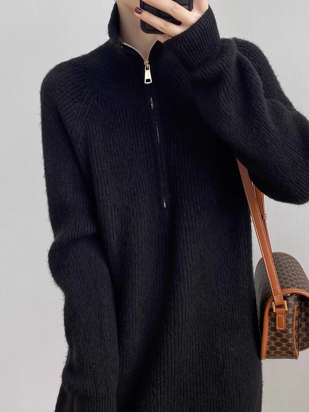 Thickened Long Sleeve Knitted Dress with Zipper Collar – Straight Tube Korean Style Winter Women’s Commute Warm Dress