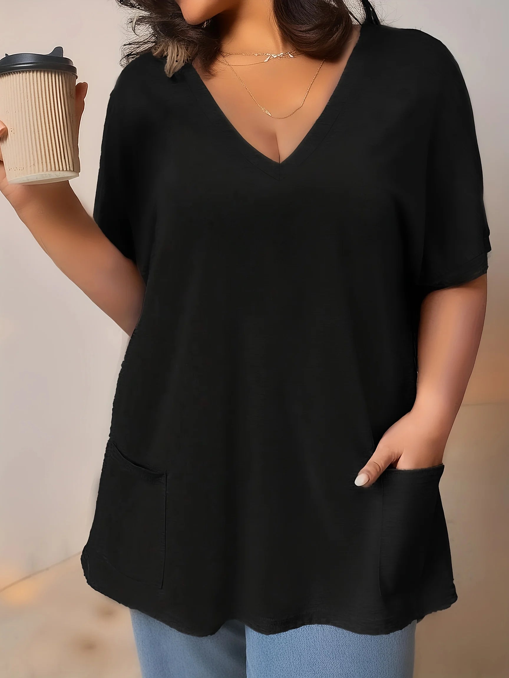 Plus Size Women’s V-Neck Casual T-Shirt – Short Sleeve Top with Front Pockets 👚✨
