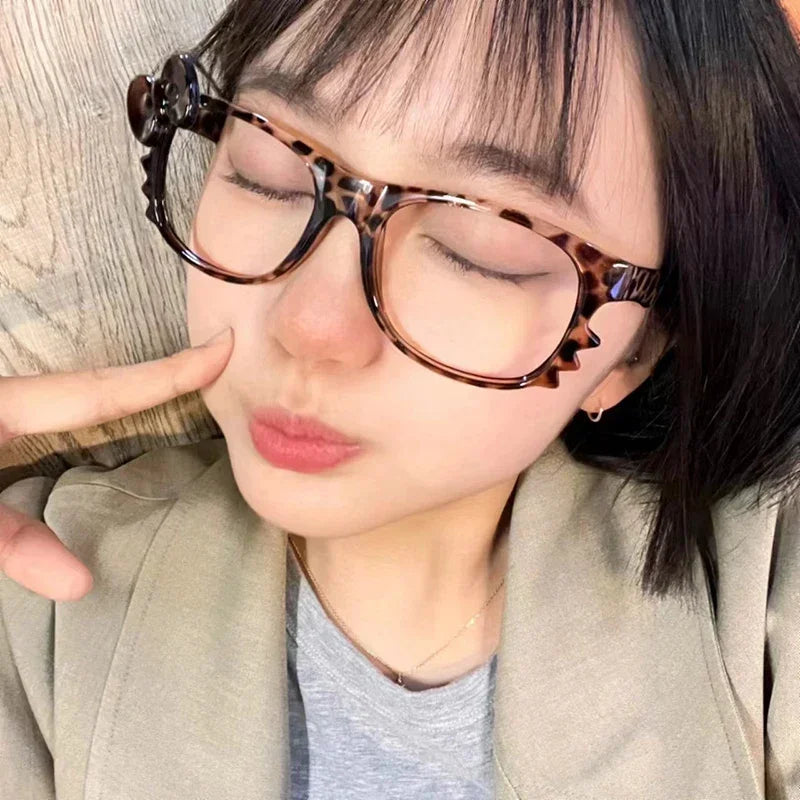 Y2K Leopard Print Eyeglass Frame – Anime Kawaii Retro Glasses | Cartoon Cute Decorative Eyewear Toys