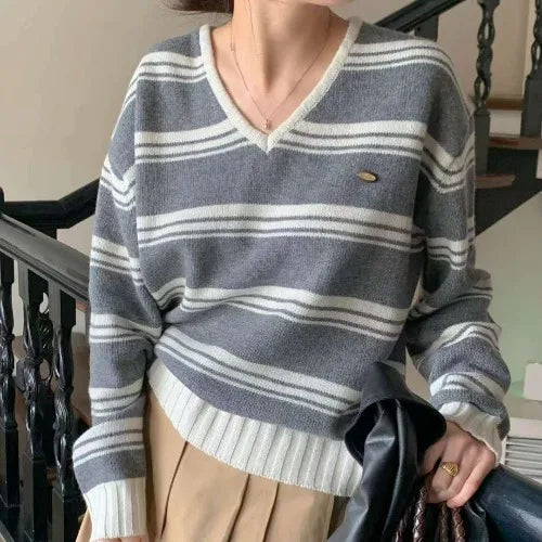 Faionable V-Ne Women's Knitted Sweater Long Sve Striped Base irt Trendy Commute Sle Regular Length Chinese Origin