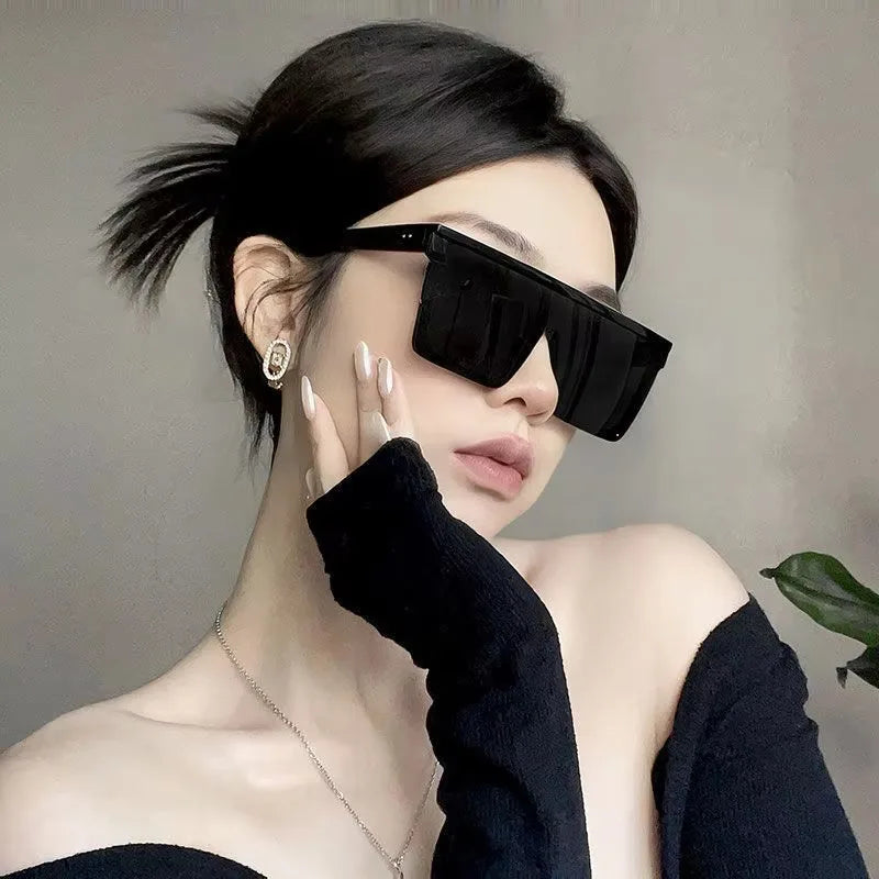 Square Frame Sunglasses for Men & Women – Fashion Trend Vintage UV Protection Sun Glasses 2025