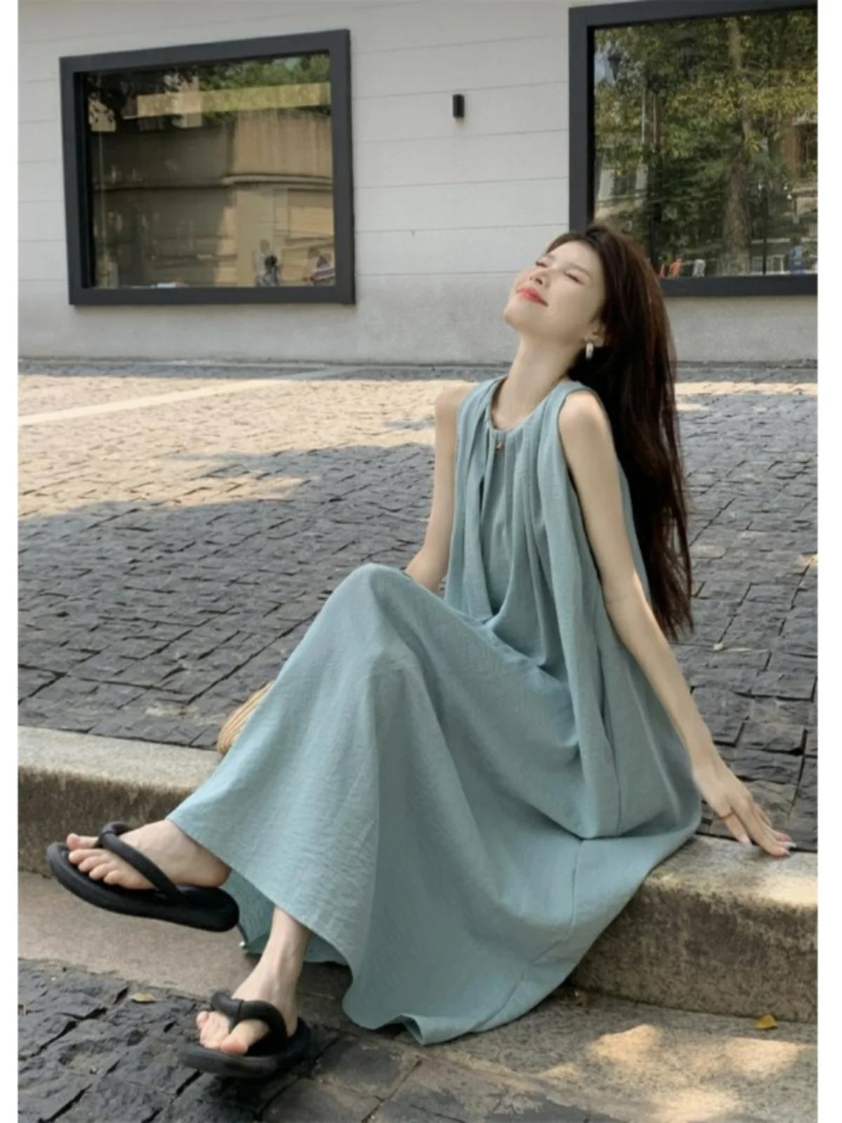 Summer Women’s Beach Vacation Dress – Sleeveless A-Line Midi Gown with Folded Skirt & Slimming Fit