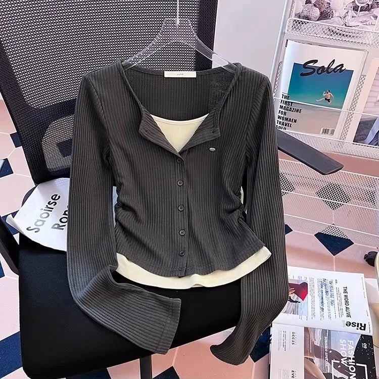 Korean Style Slim Fit Long Sleeve V-Neck Top 👚 Spicy Girl Fake Two-Piece Design ✨ Commute Fashion Women's T-Shirt 🌟