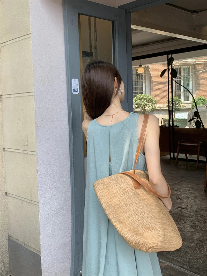 Summer Women’s Beach Vacation Dress – Sleeveless A-Line Midi Gown with Folded Skirt & Slimming Fit