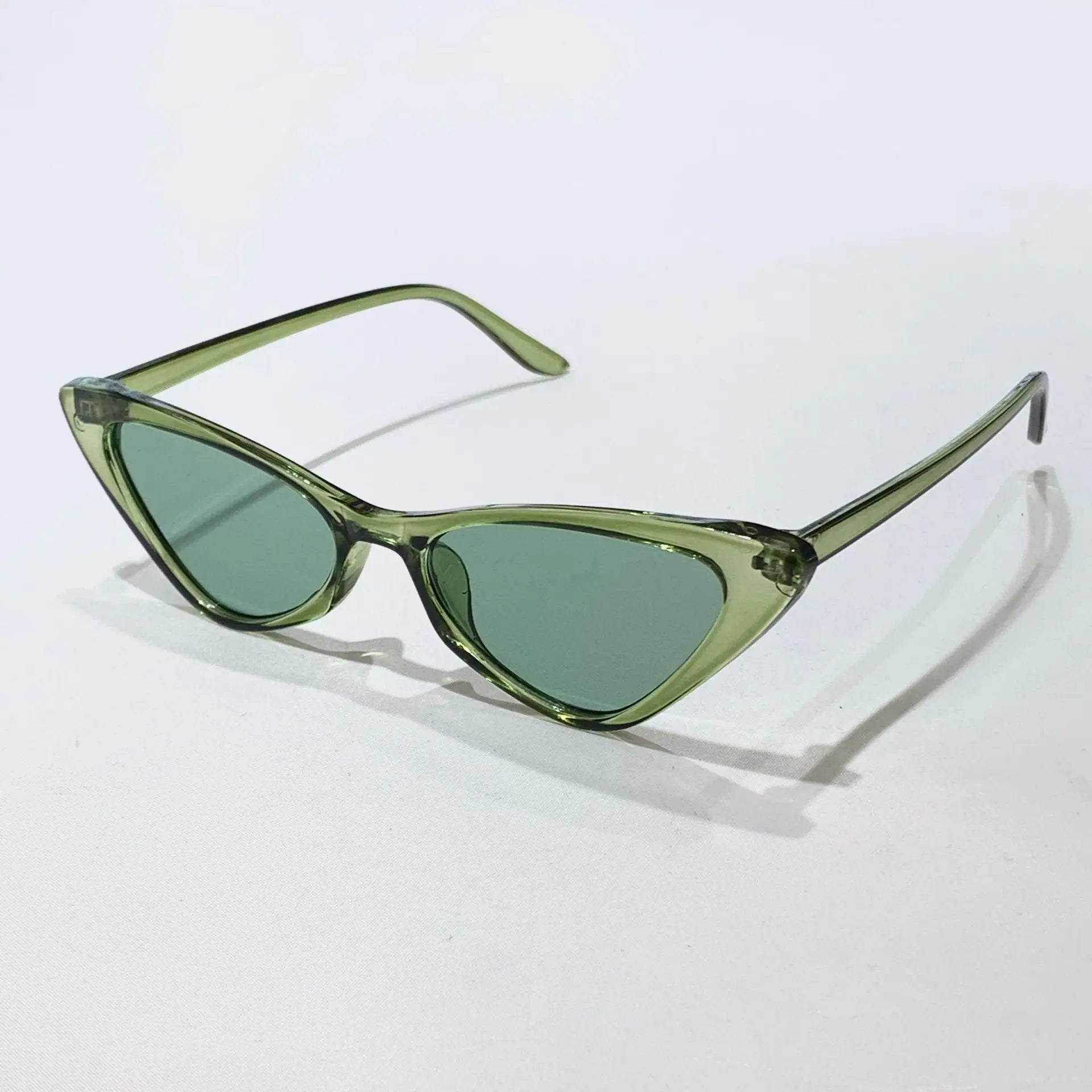 Small Frame Vintage Square Sunglasses – Women Men Cat Eye Triangle Sun Glasses Retro Unisex Eyewear