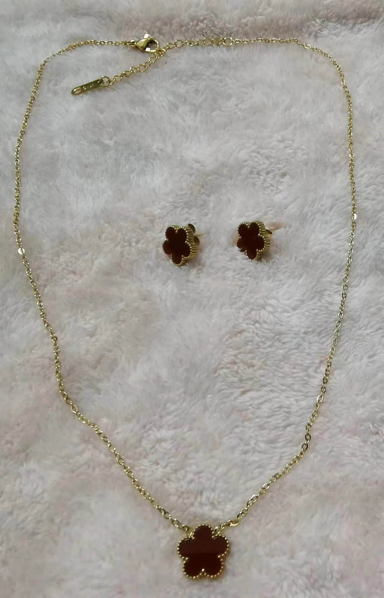 Stainless Steel Leaf Flower Jewelry Set | Non-Fading Minimalist Pendant Necklace, Earrings & Bracelet – Women’s Fashion Set