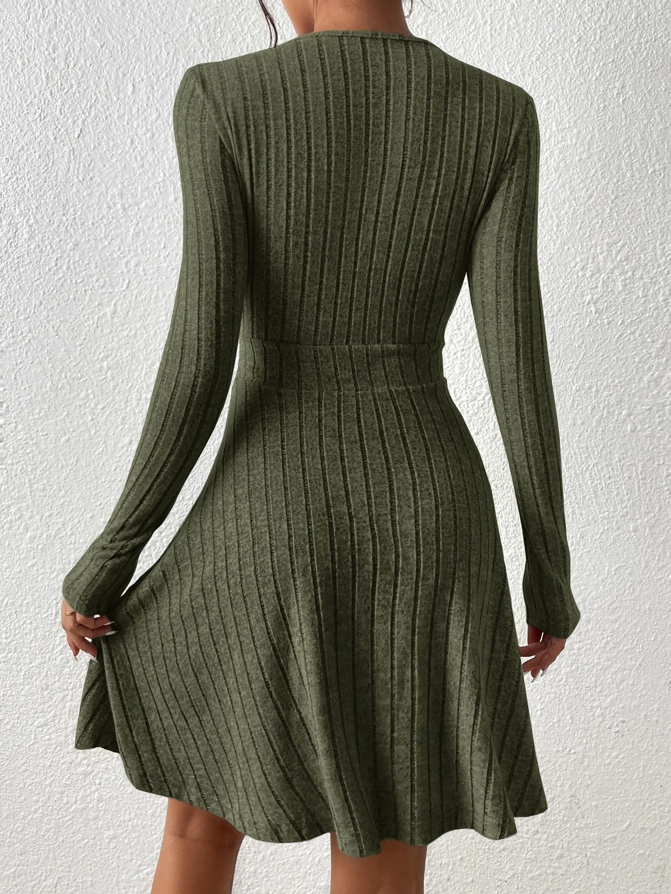Women’s Slim Fit V-Neck Knit Dress – Long Sleeve Autumn Winter Sexy Bodycon Sweater Midi Dress, Casual Solid Color