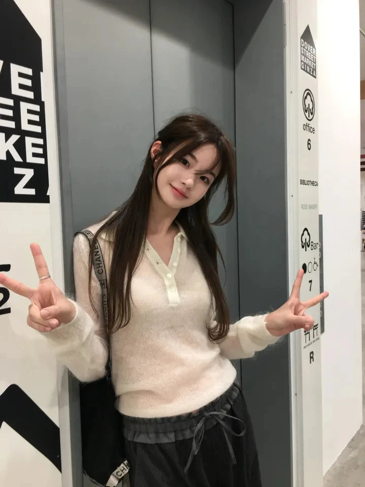 Sweet Soft Button-Up Knitted Sweater for Women | Loose Fit Flip Collar Knitwear | Comfortable Autumn Pullover