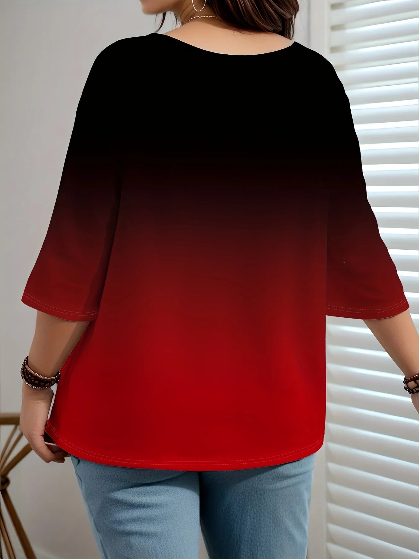 Plus Size Women’s Gradient Color T-Shirt – Loose, Elegant, Casual & Comfortable Top 🌿✨