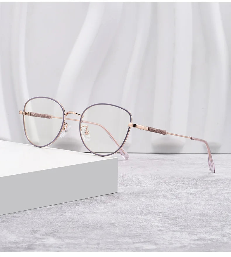 2025 New Fashion Cat Eye Glasses – Popular Non-Face Frame Myopia Eyewear | Light-Discolored Lenses Glasses 050