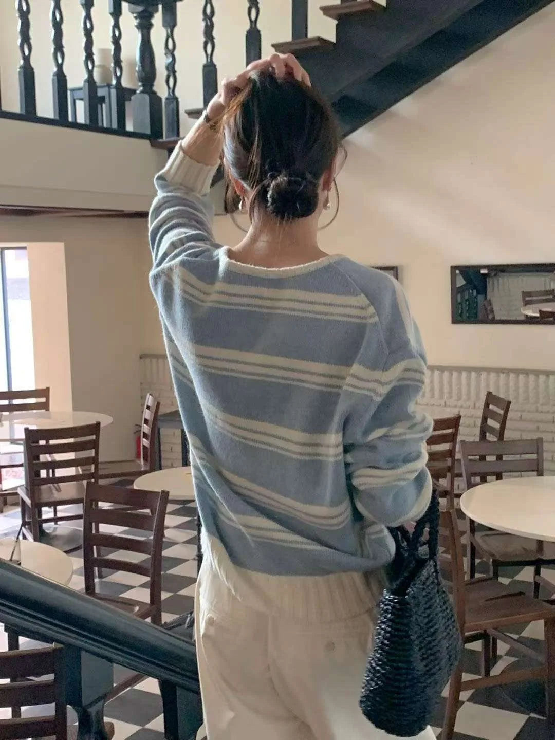 Faionable V-Ne Women's Knitted Sweater Long Sve Striped Base irt Trendy Commute Sle Regular Length Chinese Origin