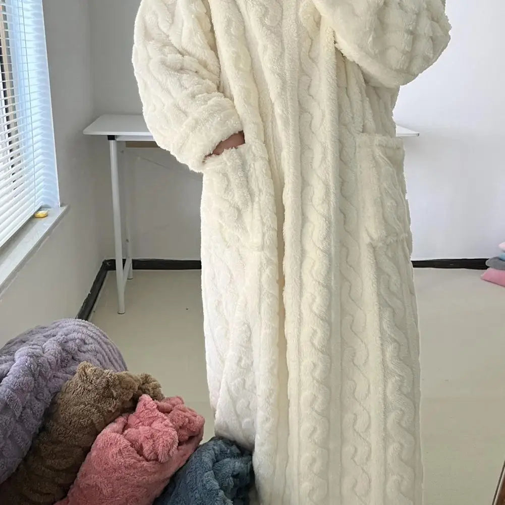 Women's Winter Flannel Nightgown – Long Sleeve Thickened Warm Sleepwear with Double Pockets, Loose Solid Jacquard Nightdress