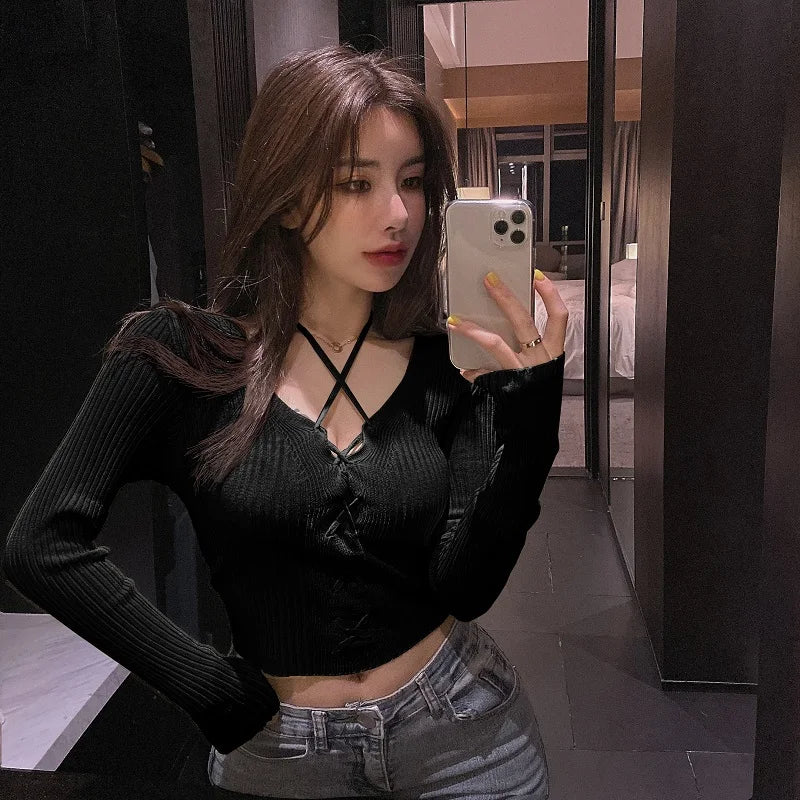 Trendy Short Knitted Sweater for Women | Slim Fit V-Neck Long Sleeve Top | Spring 2025 Spicy Girl Fashion