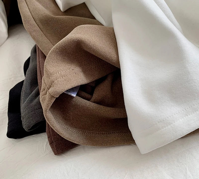 Women's Thermal Long Sleeve T-Shirt | Fleece-Lined Round Neck Top | Autumn Winter Fashionable Inner Wear