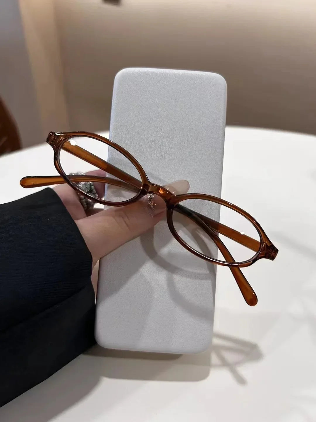 Retro Oval Glasses for Women & Girls – Y2K Red Green Frame Decorative Eyewear | Anti-Blue Light Computer Glasses for Seaside & Driving