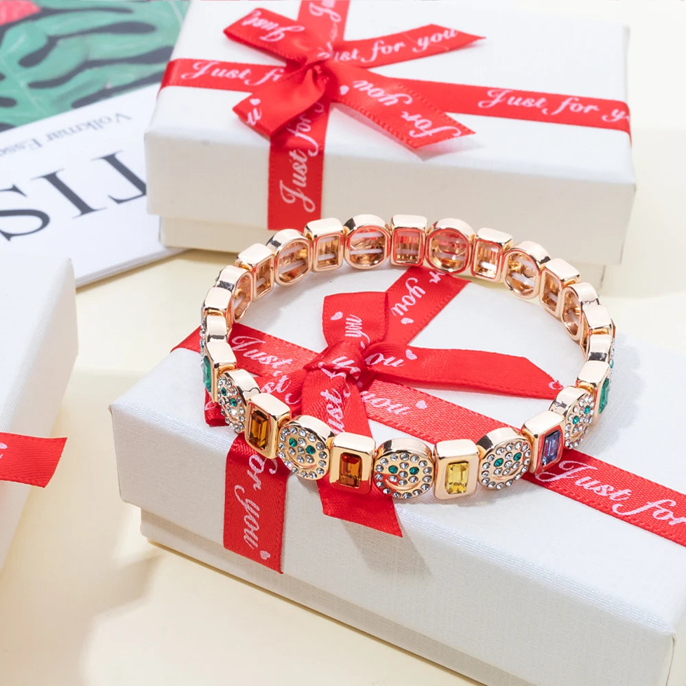 Gold Flower Charm Beaded Bracelet for Women | Boho Summer Jewelry Gift 2023