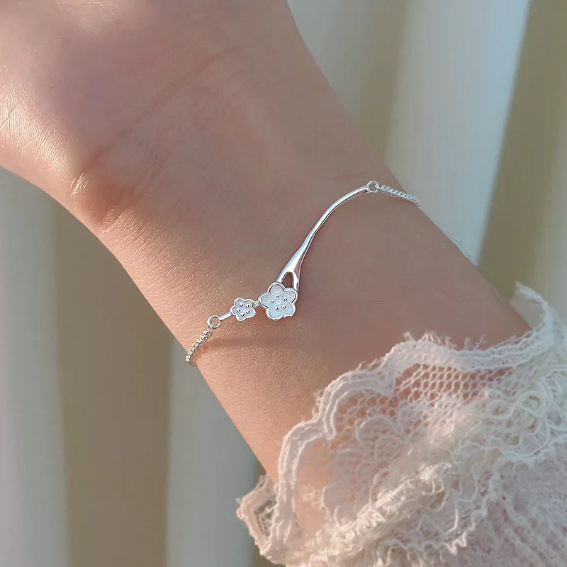 925 Sterling Silver Green Leaf Bracelet | Elegant Nature-Inspired Bangle for Women Girls Fashion Jewelry Gift