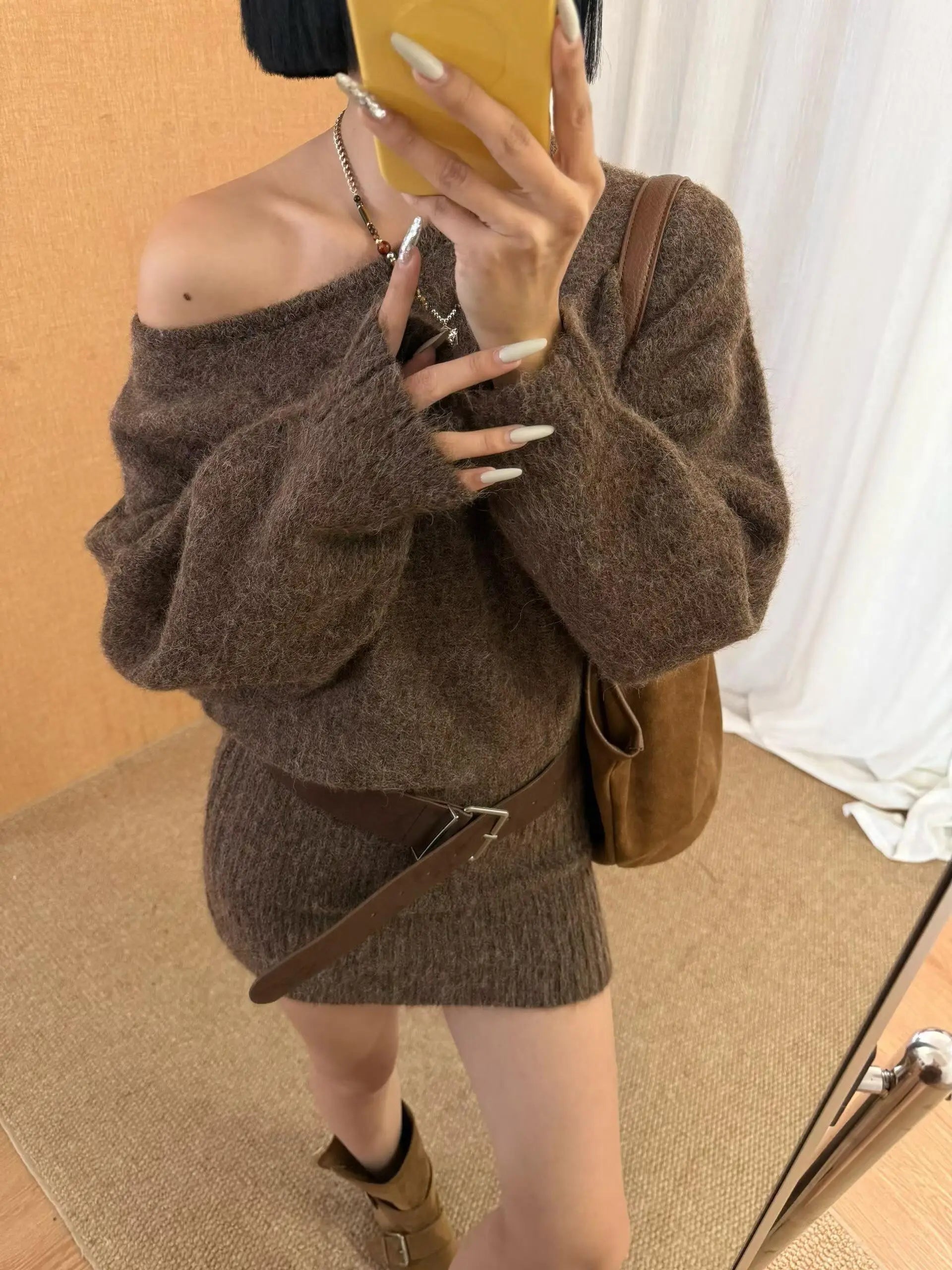 Early Autumn Knitted Bat Sleeve Slim Fit Dress – Women’s Soft Stretchy Casual Knitwear with Waist Belt