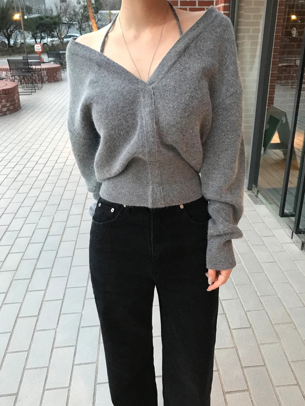 Women's Knitted V-Neck Top 👚 Chic Two-Way Wear ❄️ Hanging Shoulder Design Thickened Winter Fashion 🌟 Ladies' Knitwear