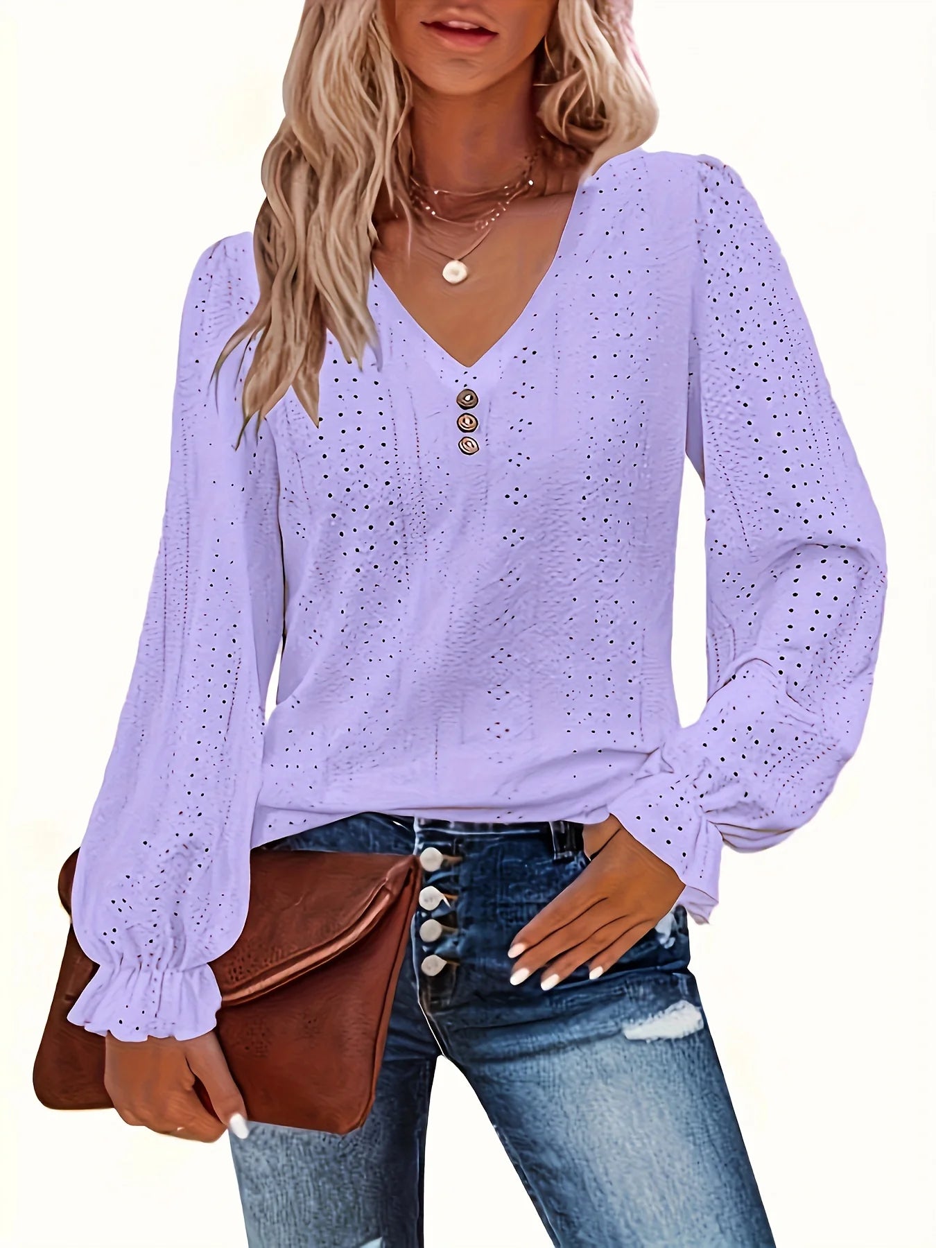 Plus Size Eyelet Button V-Neck Long Sleeve T-Shirt – Casual Spring & Fall Women’s Top 👚✨