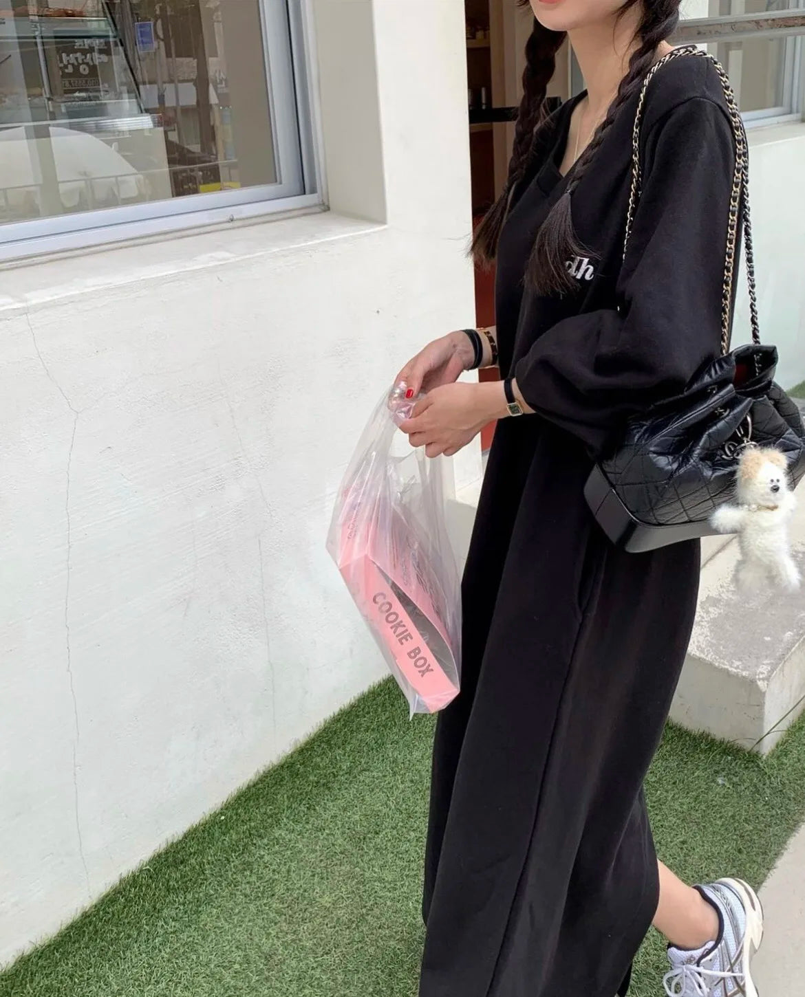 Autumn Winter Lazy Style V-Neck Embroidered Letter Loose Sweatshirt Dress – Long Sleeve Sweet Lantern Sleeve Women’s Casual Dress