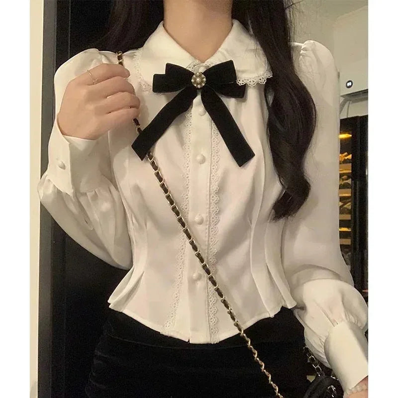 Sweet White Bow Kawaii Lolita Blouse – Peter Pan Collar Long Sleeve Crop Top 🌸✨