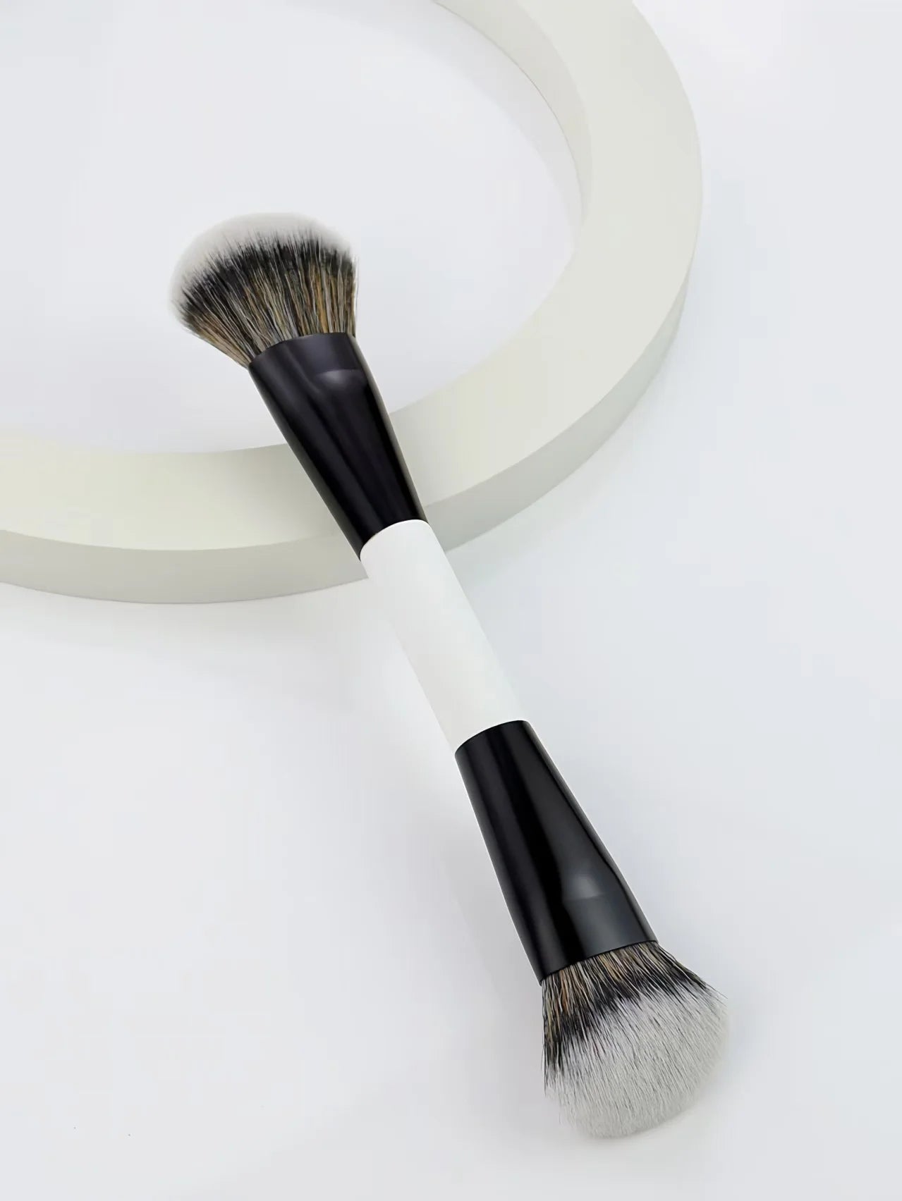 4 Double-Headed Makeup Brushes Set – Multi-Functional Foundation, Blush, Loose Powder, Highlight, Concealer & Nose Shadow Brushes | Gift for Women & Girls