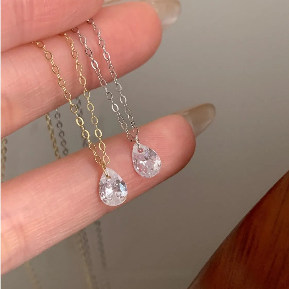 S925 Sterling Silver 14K Gold Plated Water Drop Zircon Pendant Necklace – Women’s Exquisite Collarbone Chain