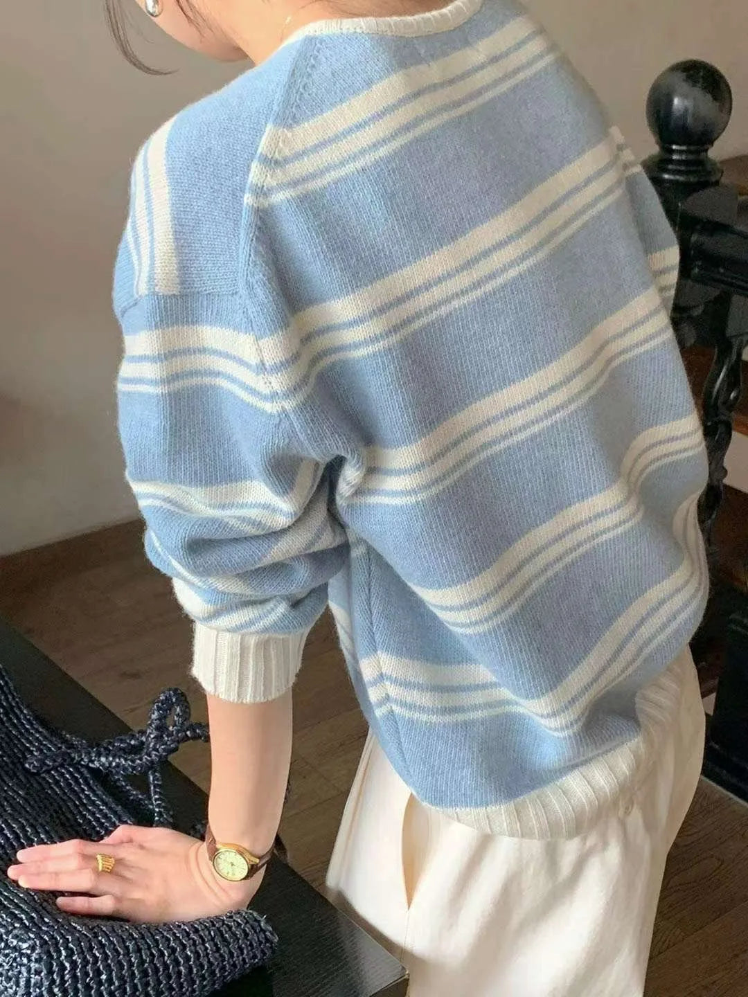 Faionable V-Ne Women's Knitted Sweater Long Sve Striped Base irt Trendy Commute Sle Regular Length Chinese Origin