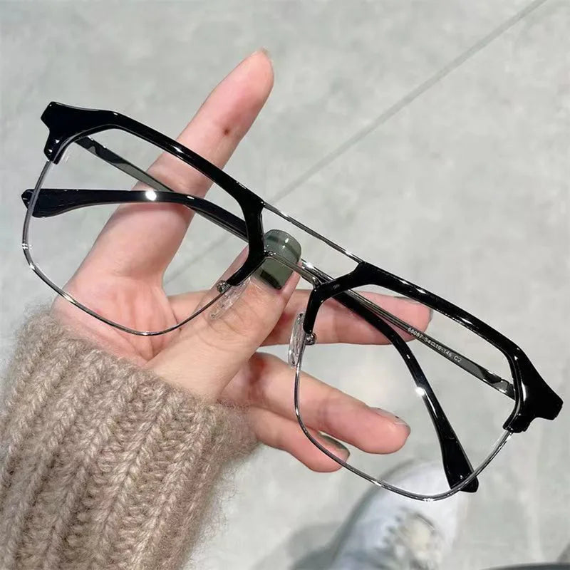 Luxury Brand Square Black Frame Myopia Glasses – Anti-Blue Light Nearsighted Eyeglasses Unisex (0 to -4.0 Diopters)