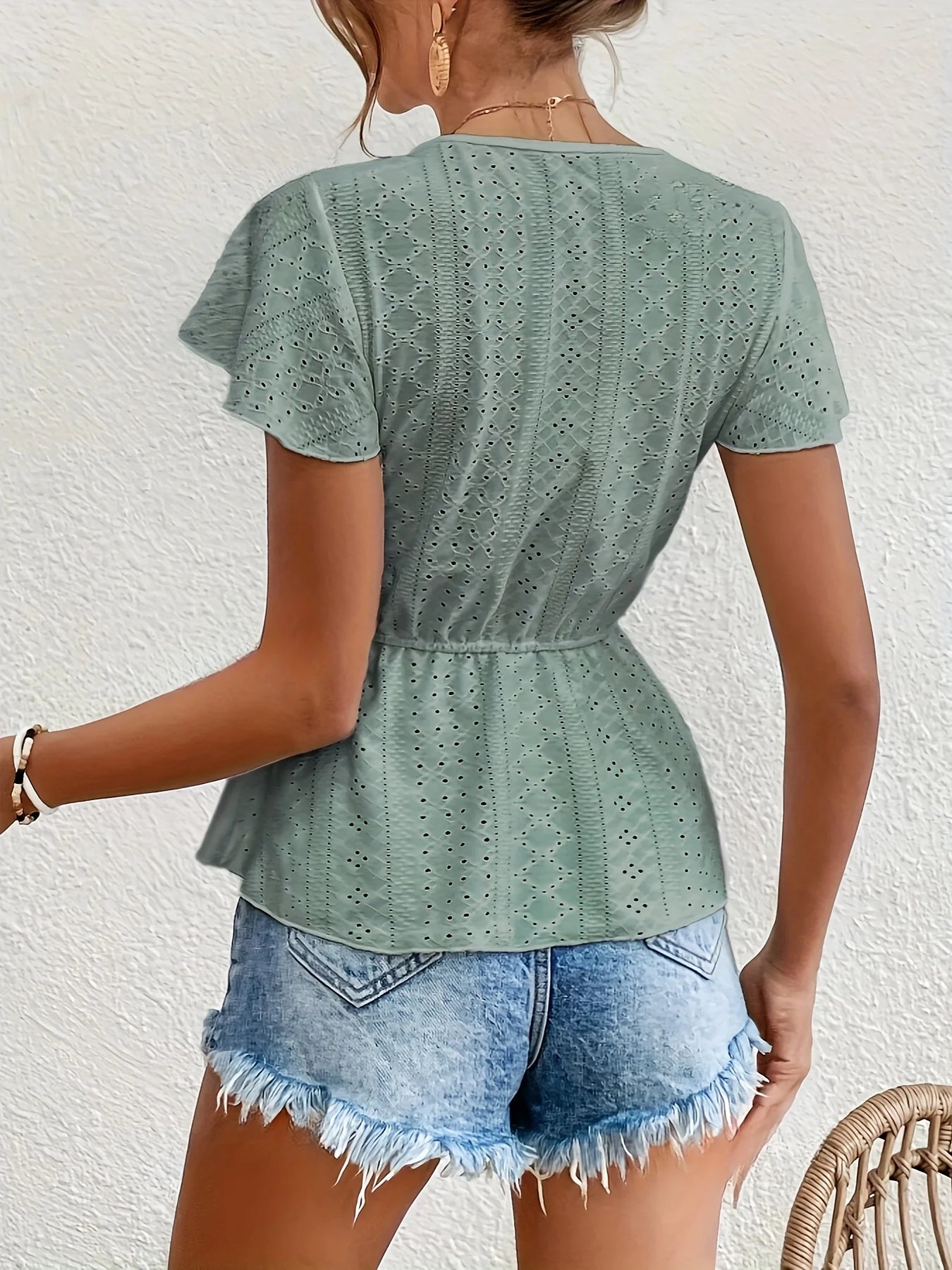 Elegant French Style Women’s Top & Pleated Skirt Set – Ruffle Collar Lace Floral Casual Wear 👗✨