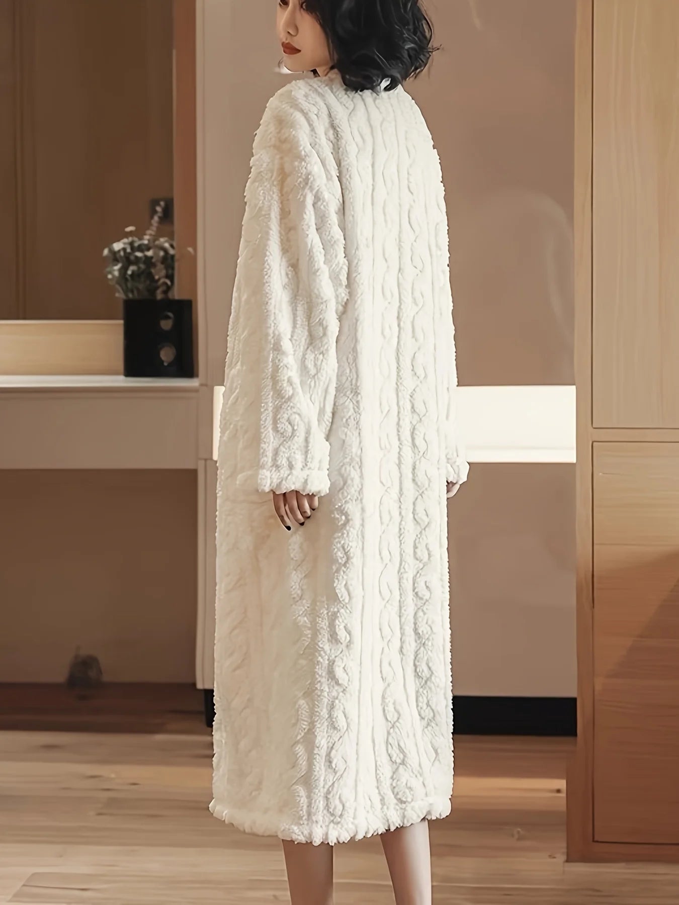 Comfortable Velvet Jacquard Home Dress – Warm Thick Long-Sleeve Round-Neck Loose Loungewear for Women