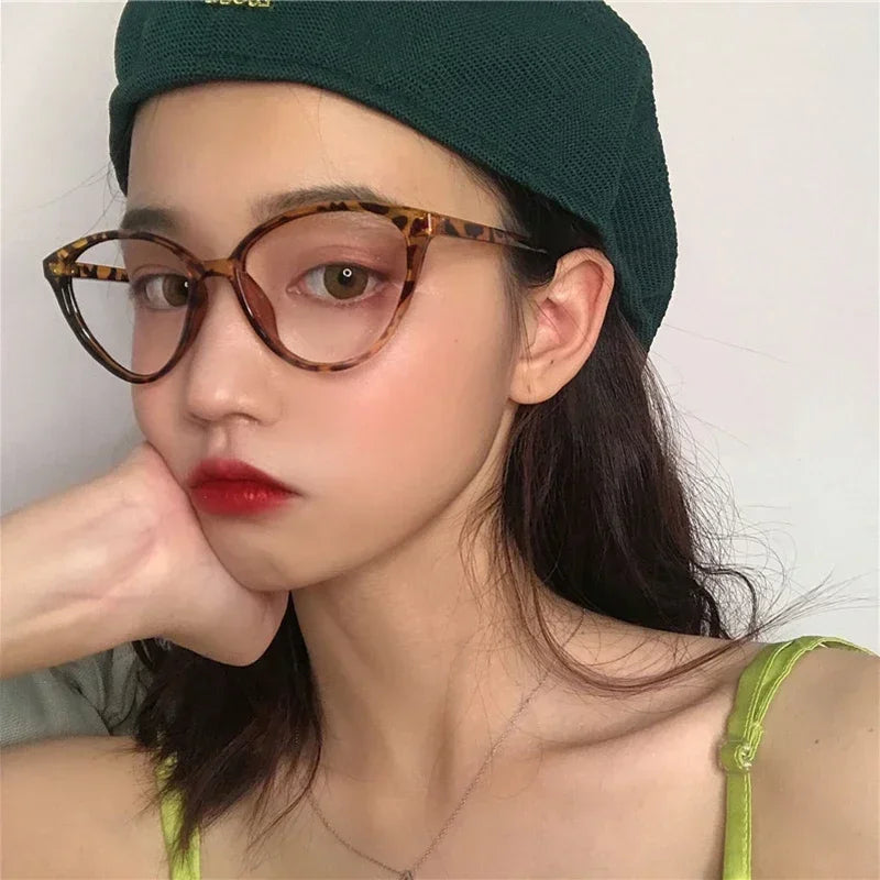 New Fashion Unisex Cat Eye Glasses – Plain Frame Eyewear for Women & Men | Party Decorative Spectacles