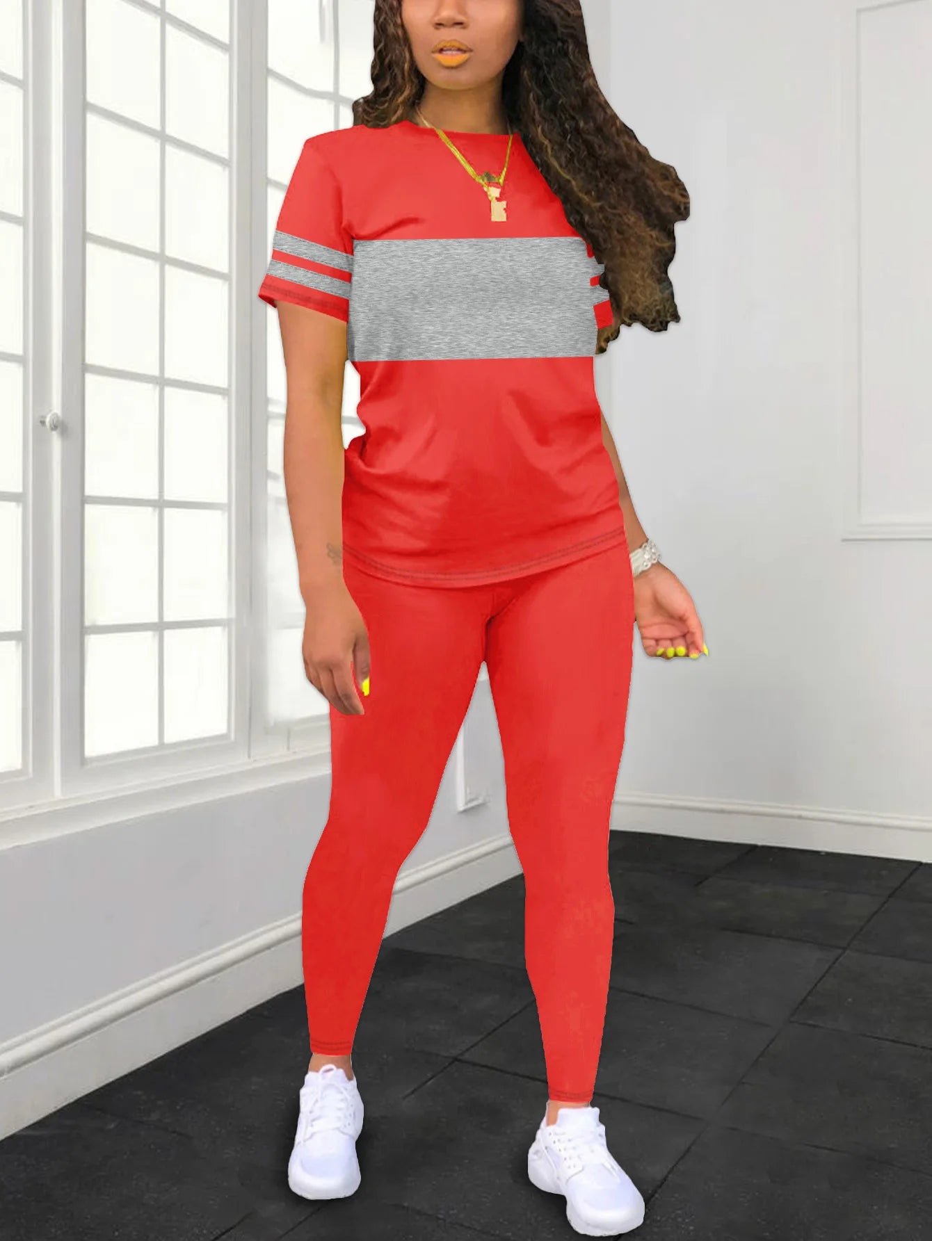 Women's Summer Casual Set – Fashionable & Comfortable Outfit for Ladies 🌸✨