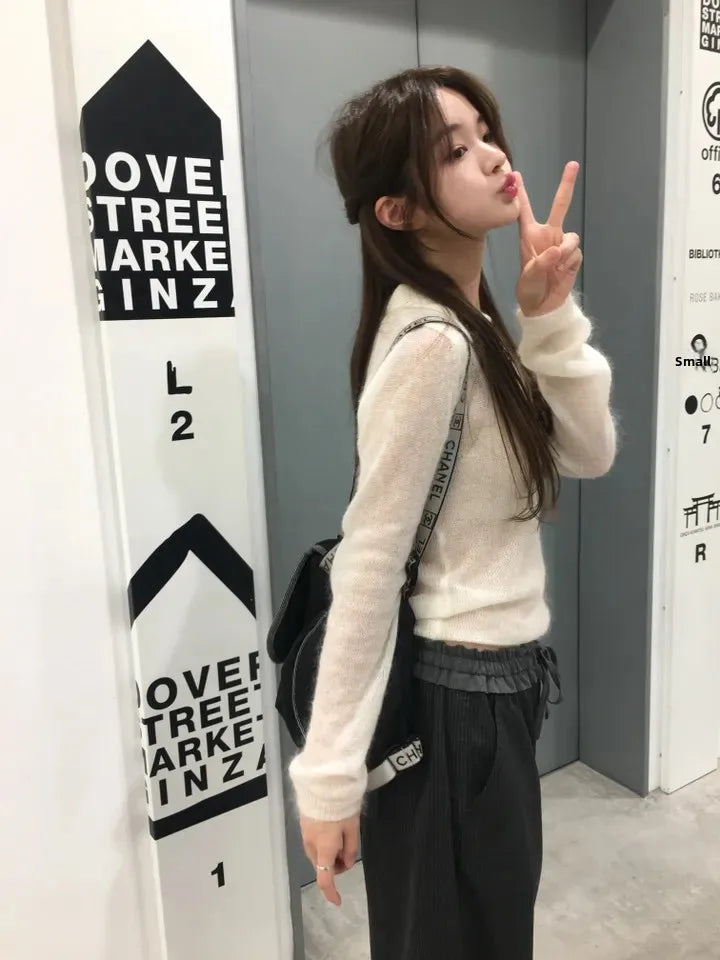 Sweet Soft Button-Up Knitted Sweater for Women | Loose Fit Flip Collar Knitwear | Comfortable Autumn Pullover