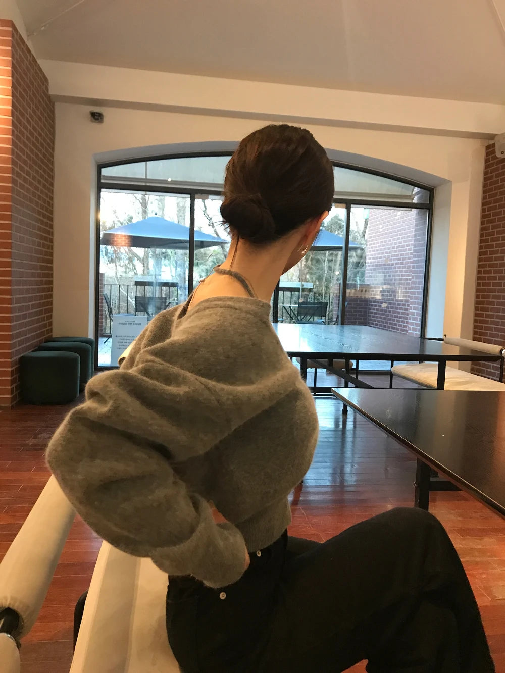 Women's Knitted V-Neck Top 👚 Chic Two-Way Wear ❄️ Hanging Shoulder Design Thickened Winter Fashion 🌟 Ladies' Knitwear