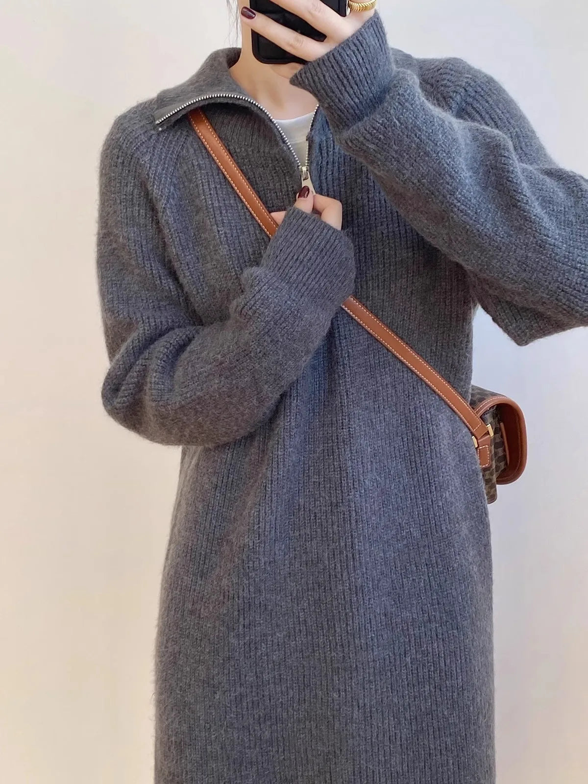 Thickened Long Sleeve Knitted Dress with Zipper Collar – Straight Tube Korean Style Winter Women’s Commute Warm Dress