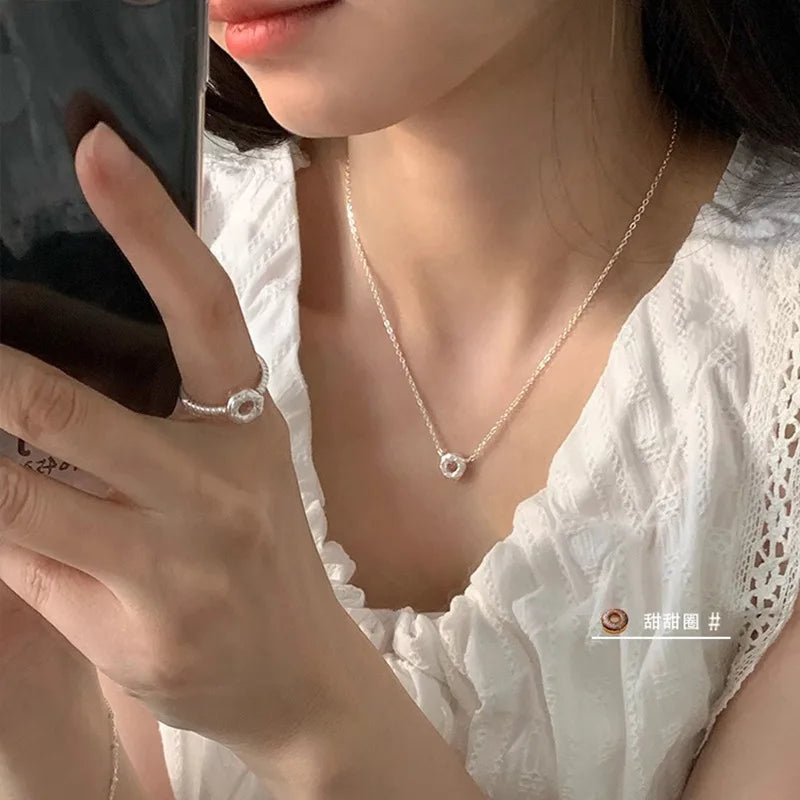 Trendy 925 Sterling Silver Pearl Pendant Necklace – Simple Elegant Jewelry for Women